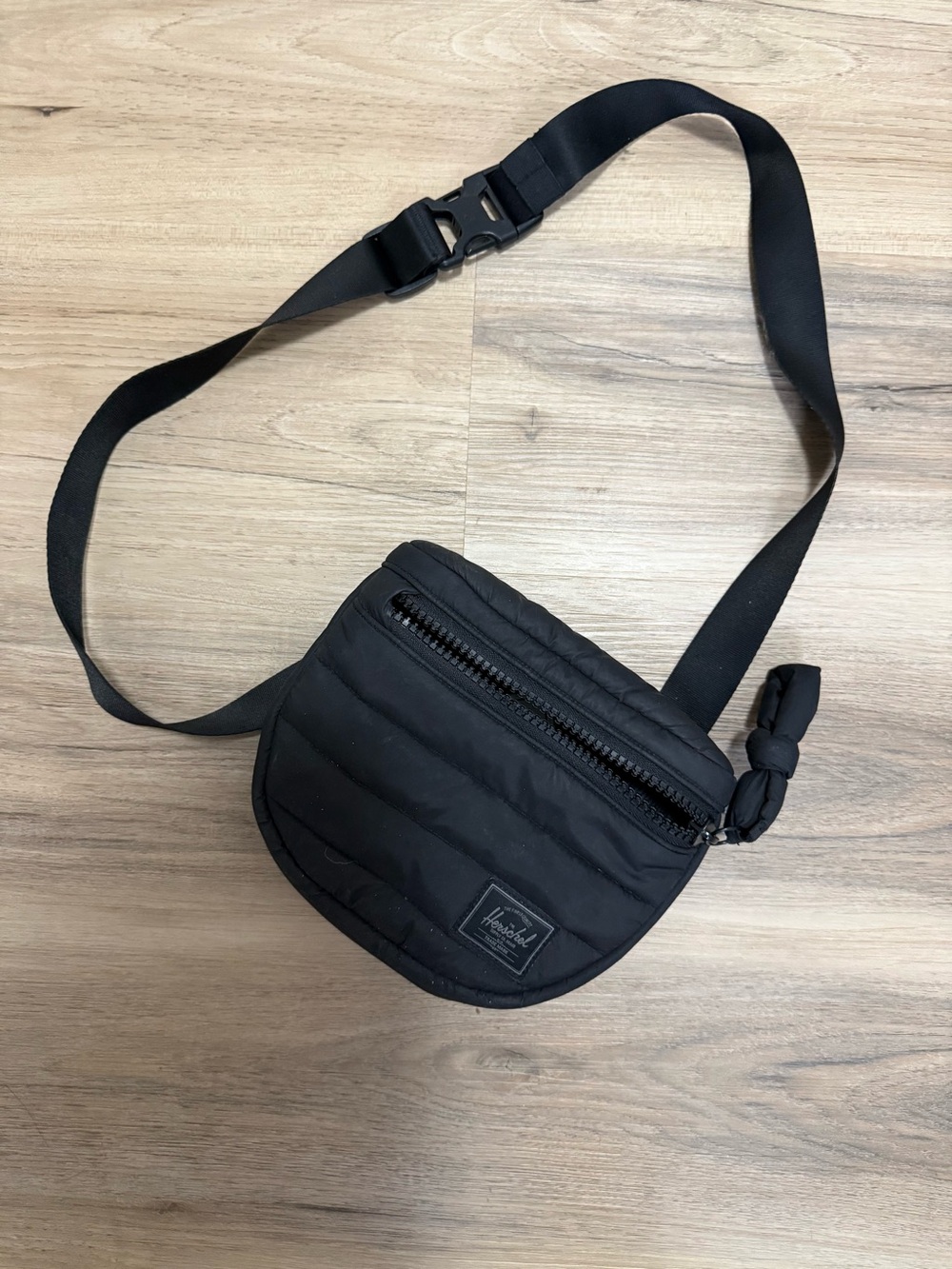 Herschel Black Quilted Crossbody Bag
